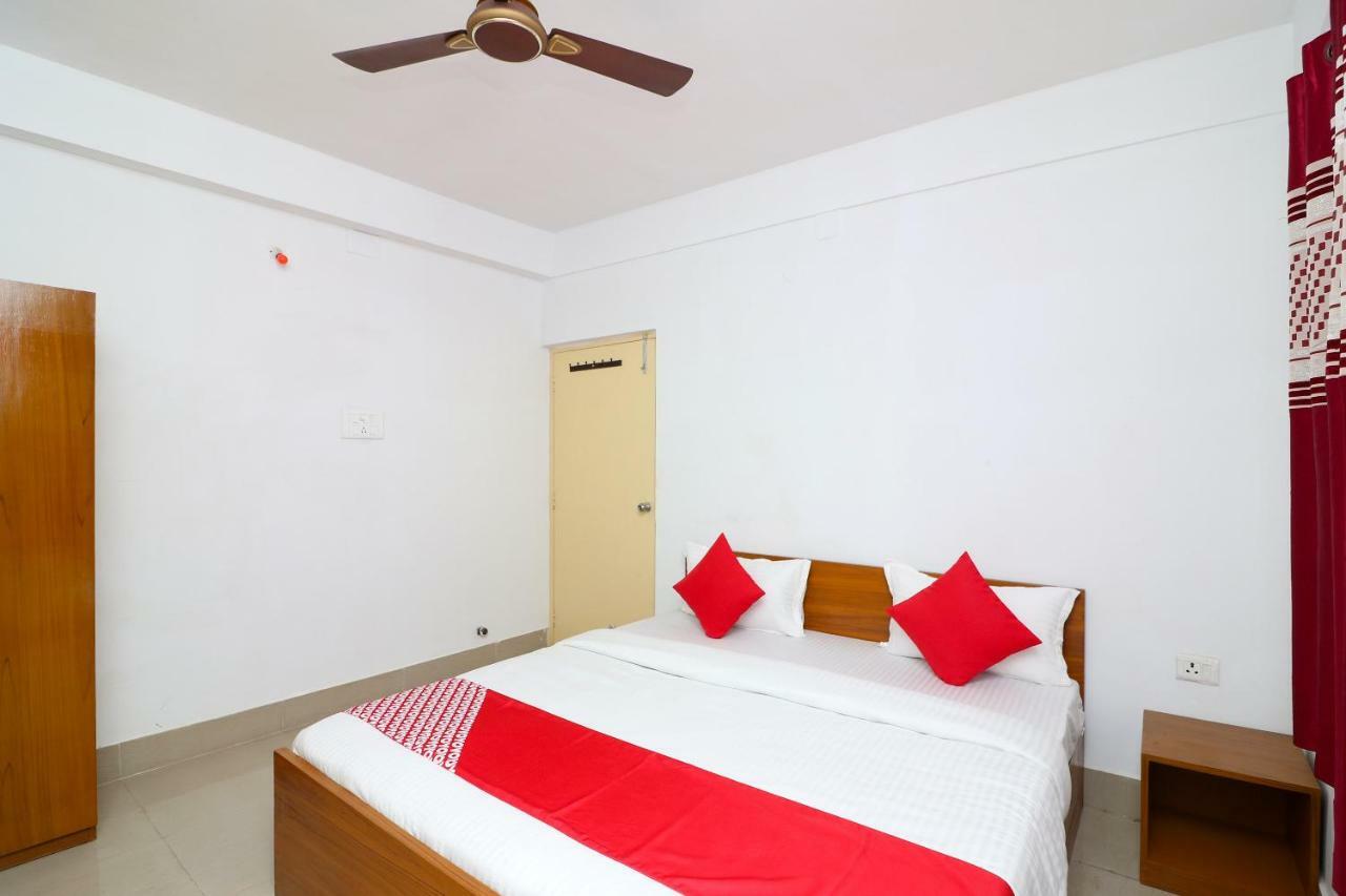 Oyo 30269 Amar Raj Inn Calcutta Buitenkant foto